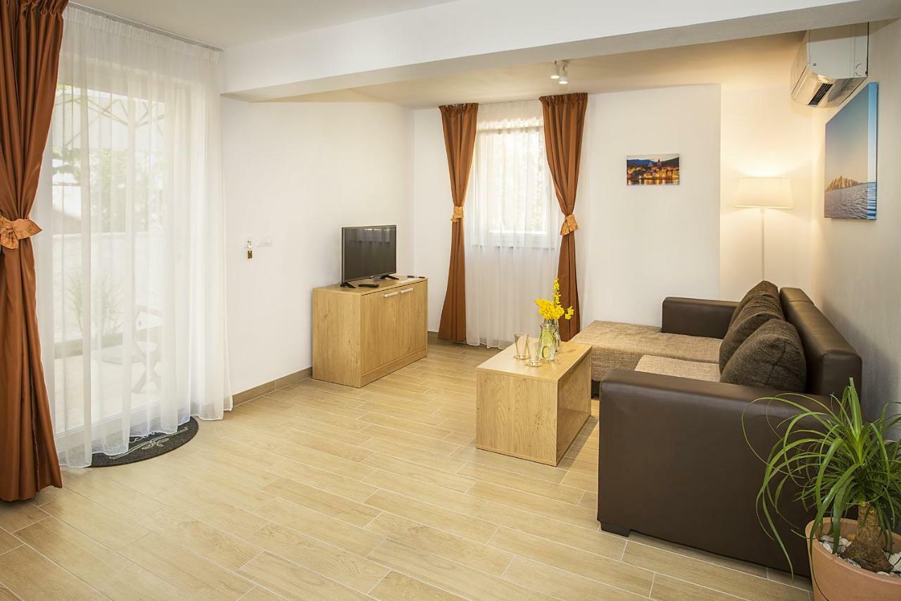 Residence Mediterraneo Baška Екстериор снимка